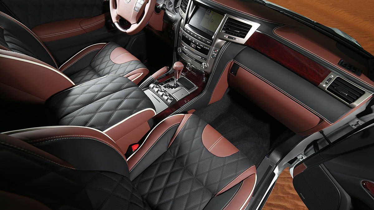 Перетяжка натуральной кожей Lexus LX570