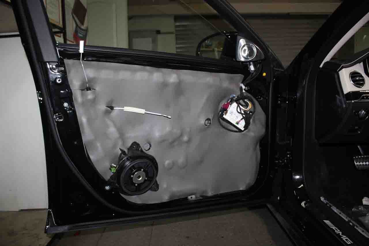 Шумоизоляция дверей  Мерседес W222 S63 AMG